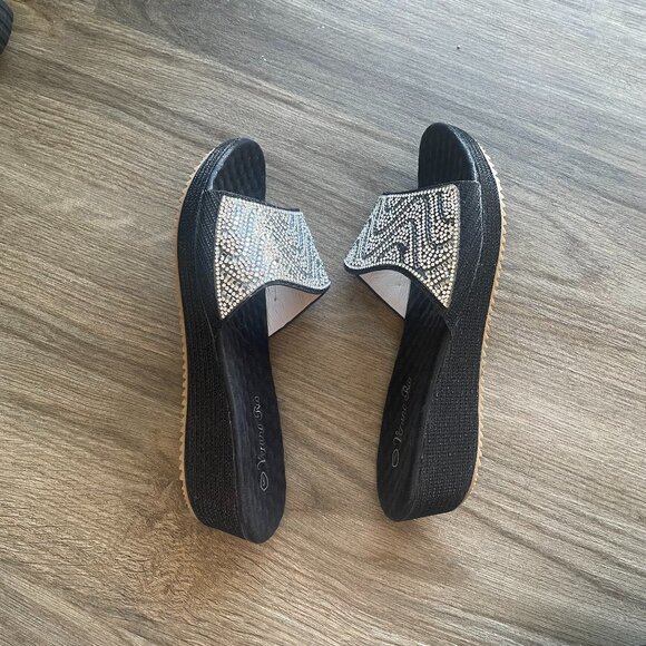 Verano Rio Women's Black & Silver Rhinestone Slide Wedge Sandals  Size 8 - Picture 3 of 9